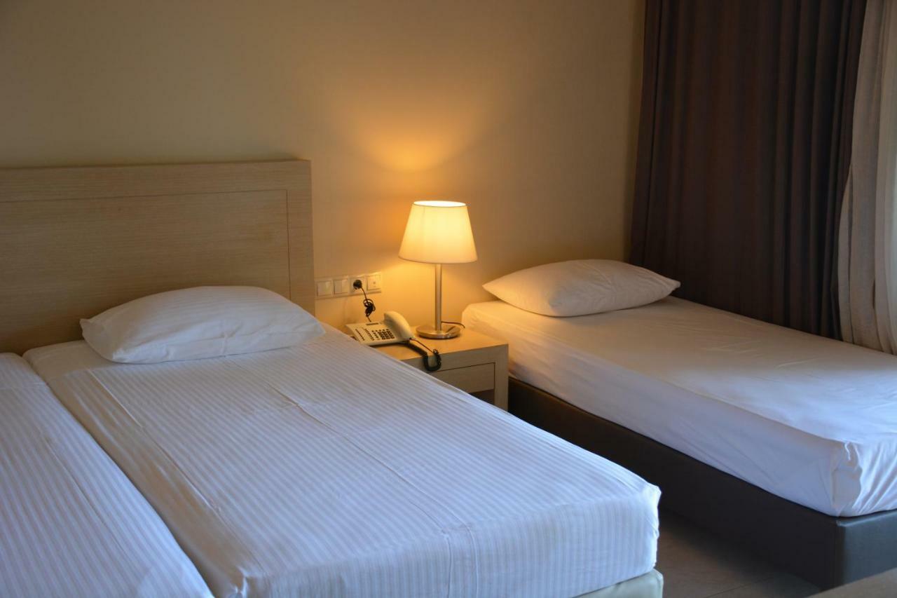 Porto Plaza Hotel Agios Ioannis Kaspaka Bagian luar foto